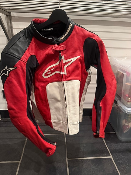 Product image 1 of 4