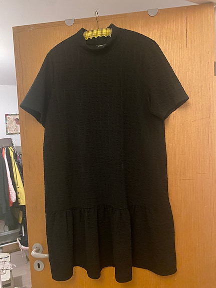 Product image 1 of 7