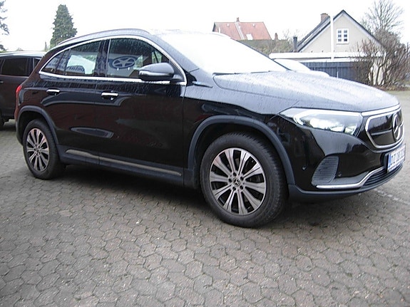 Mercedes EQA250