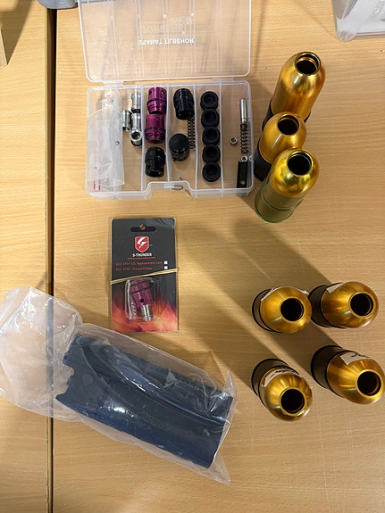 Product image 1 of 8