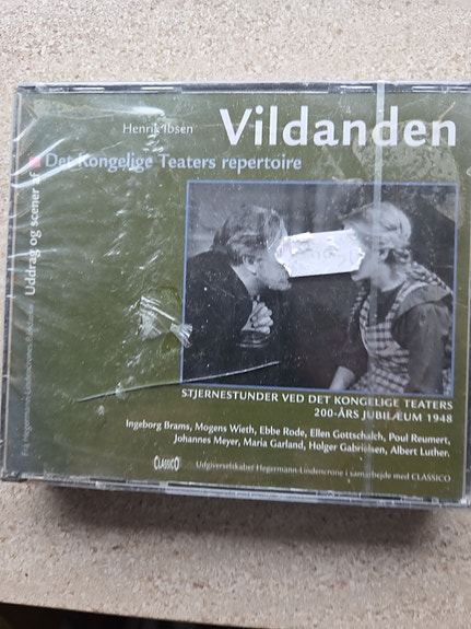 Product image 1 of 2