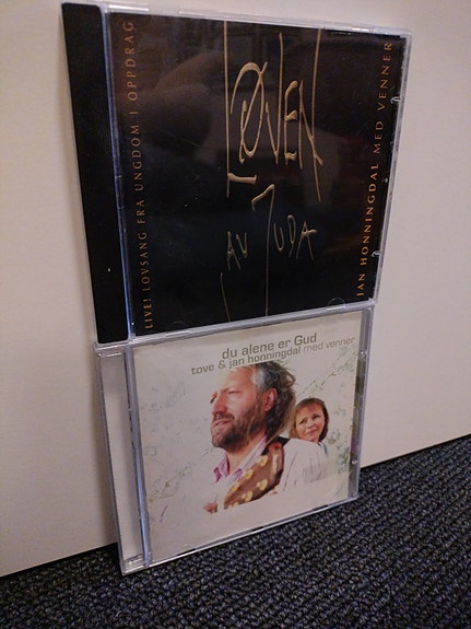 Product image 1 of 3