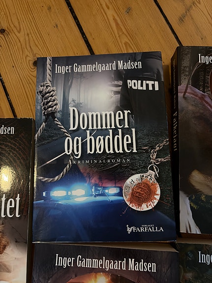 Product image 9 of 10