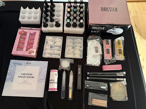 Product image 1 of 6