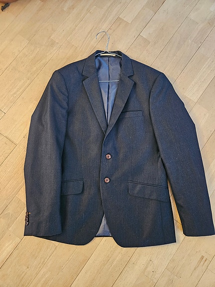 Product image 1 of 4