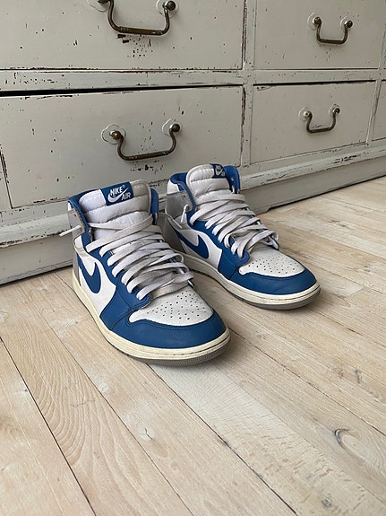 Product image 1 of 10