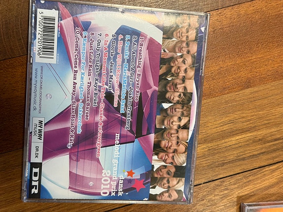 Product image 3 of 4