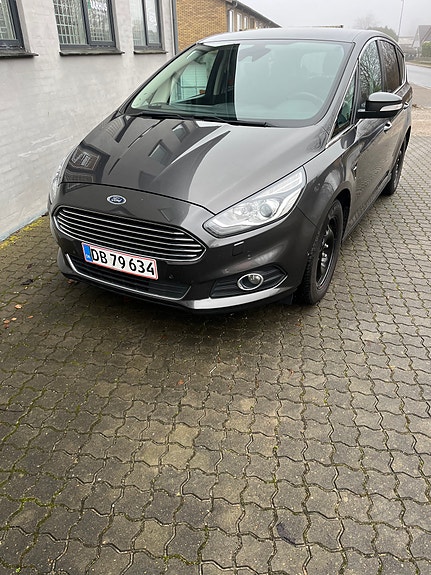 Ford S-MAX til salg hos Nabilli