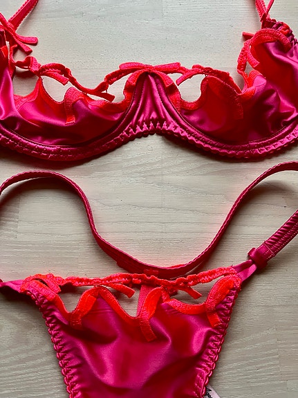 Product image 1 of 5