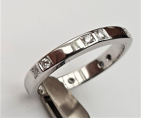 Product image 1 of 7