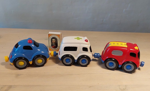 Product image 1 of 2