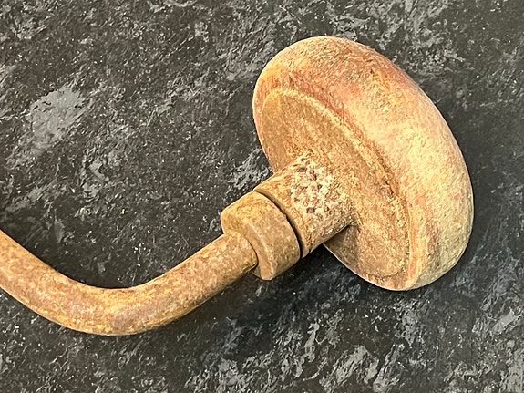 Product image 32 of 48