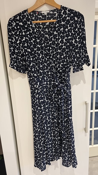 Product image 1 of 9