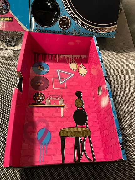 Product image 9 of 10