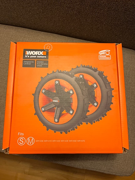 Product image 1 of 2