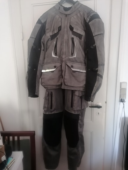 Product image 1 of 7