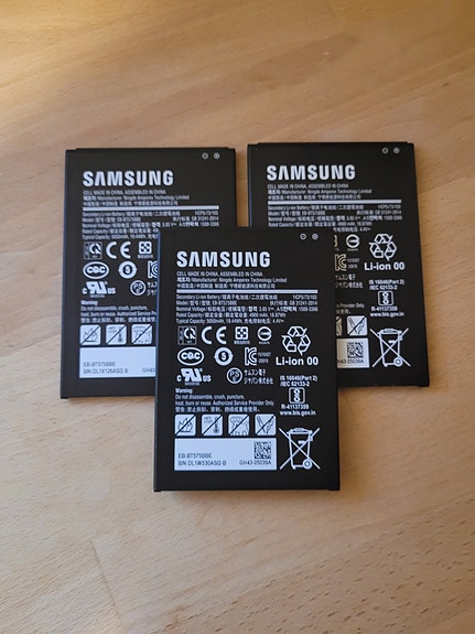 Product image 1 of 2