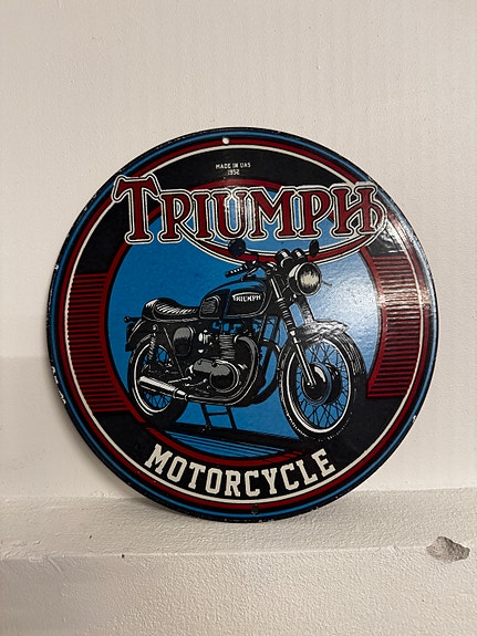 Product image 1 of 8