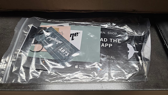 Product image 9 of 10