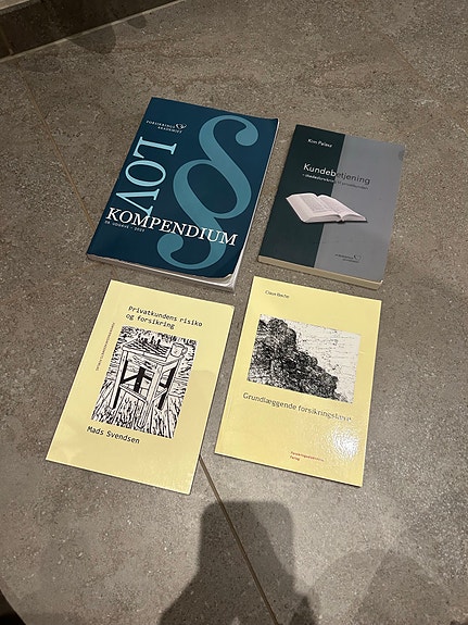 Product image 1 of 9