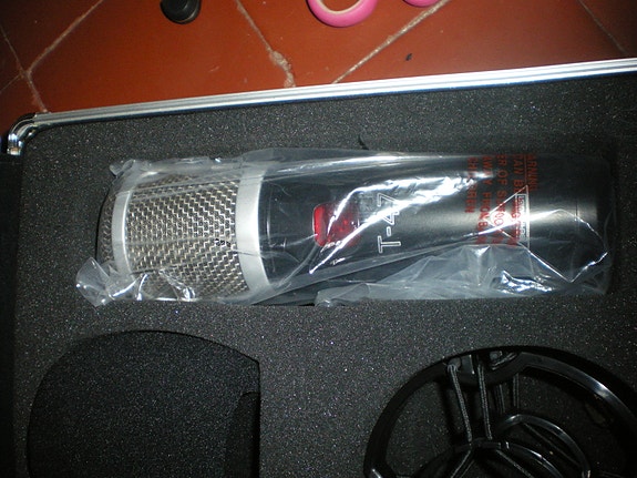 Product image 3 of 4