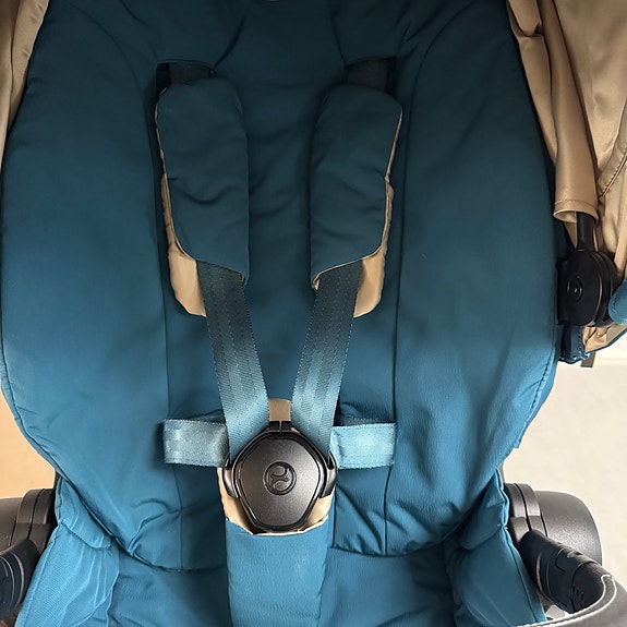 Product image 12 of 17