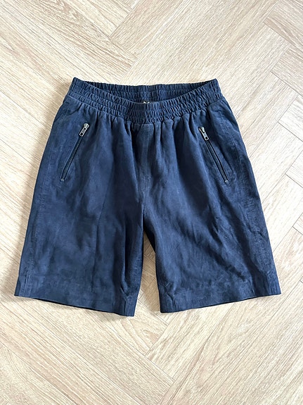 Product image 1 of 8