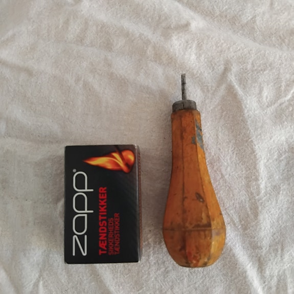 Product image 1 of 2