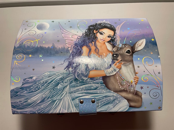 Product image 2 of 9