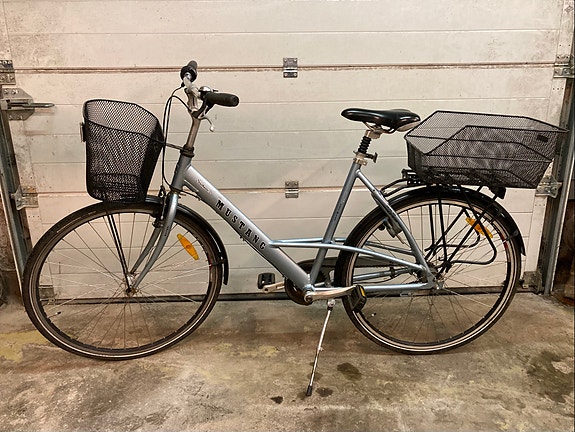 Product image 1 of 8