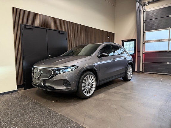 Mercedes EQA250+