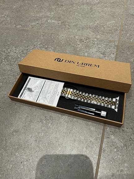 Product image 1 of 4