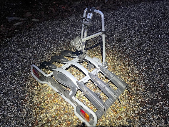 Product image 1 of 2