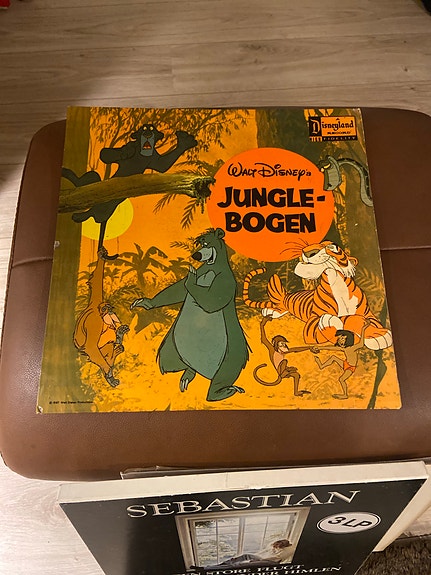 Product image 1 of 3