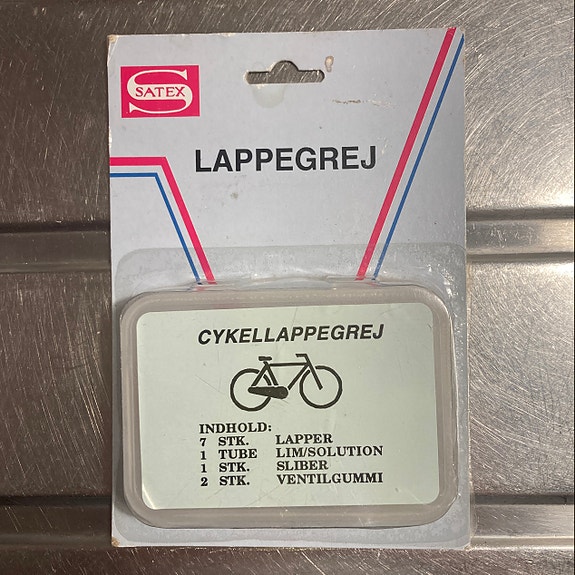 Product image 1 of 2