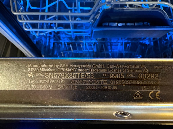 Product image 2 of 9