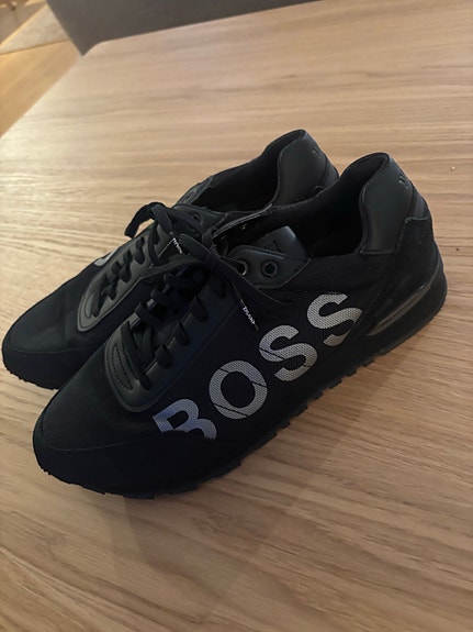 Product image 1 of 4