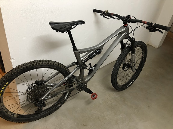 Product image 1 of 8