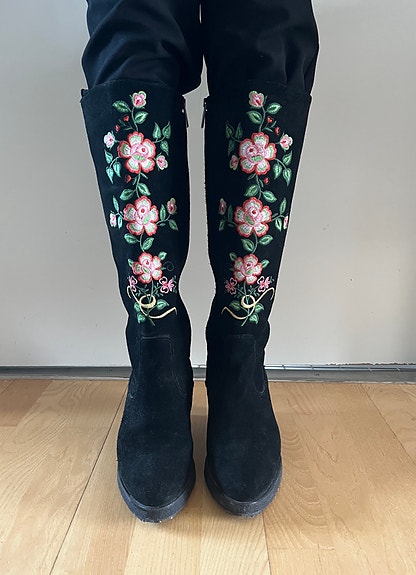 Product image 1 of 7