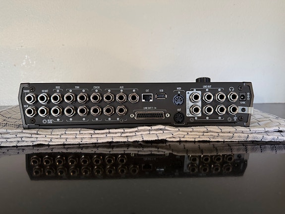 Product image 6 of 8