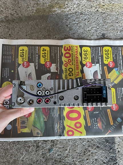 Product image 2 of 4