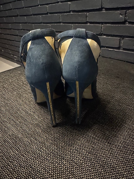 Product image 2 of 13