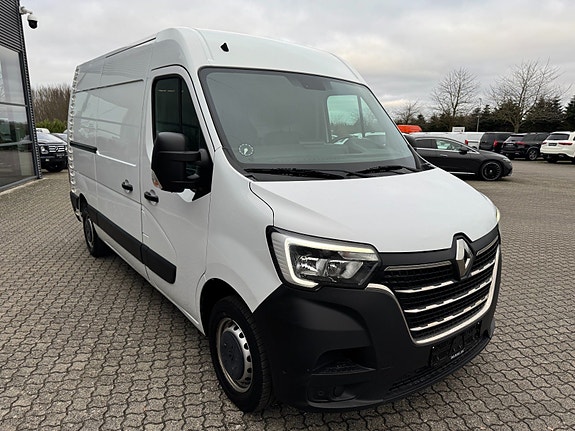 Renault Master IV T33