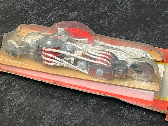 Product image 2 of 9