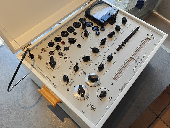 Product image 9 of 10