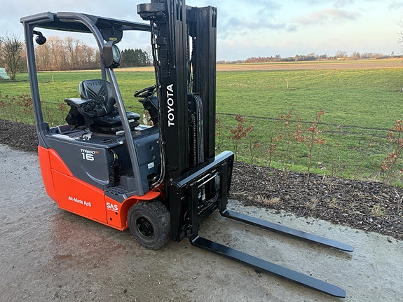 Product image 2 of 7