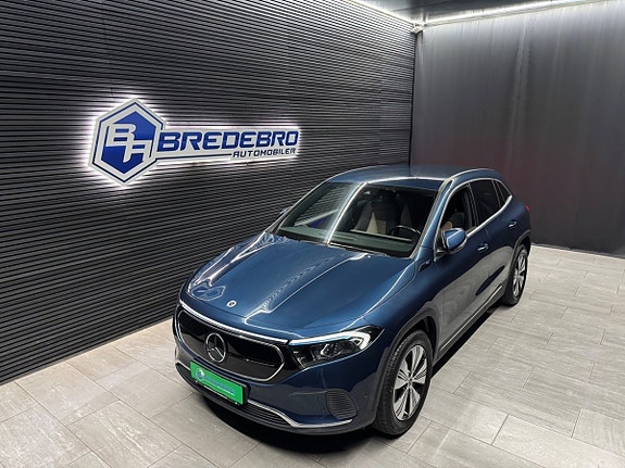 Mercedes EQA250+