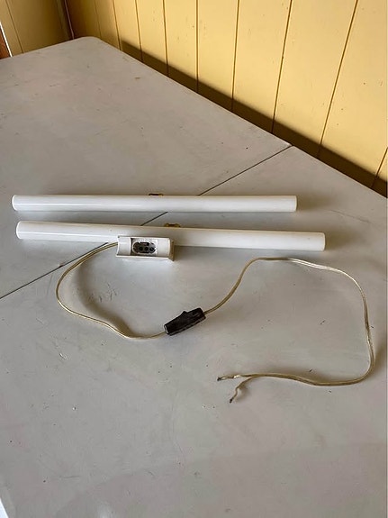 Product image 1 of 2