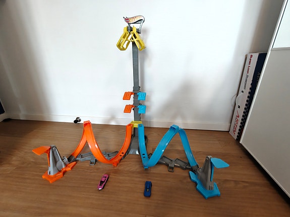 Product image 1 of 6