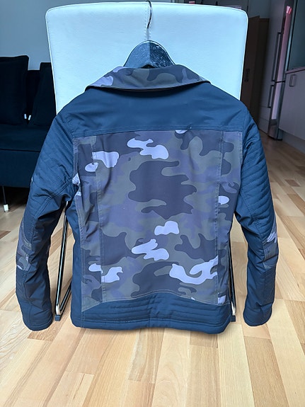 Product image 4 of 8